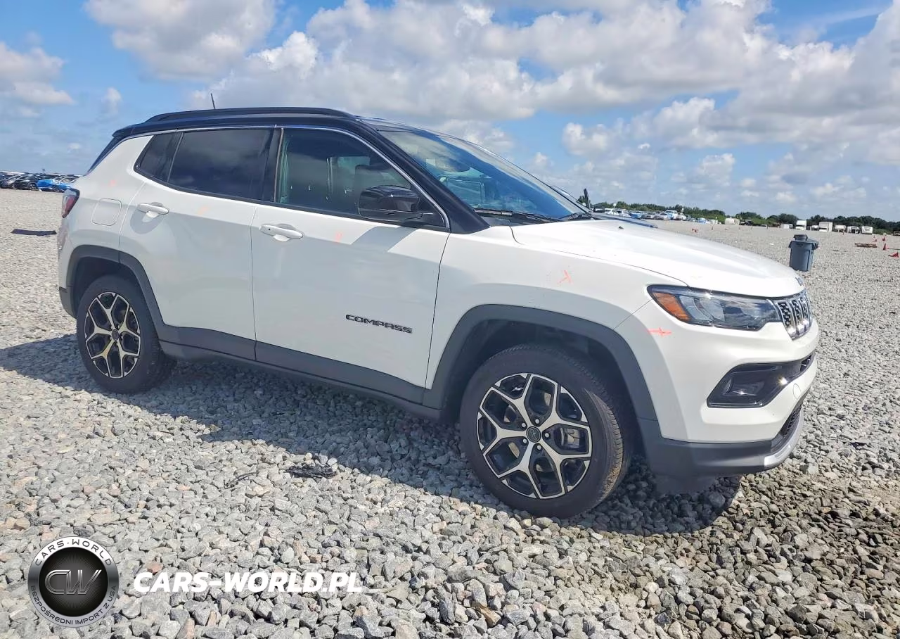 2025 Jeep Compass Limited VIN:3C4NJDCN4ST598410 - 4