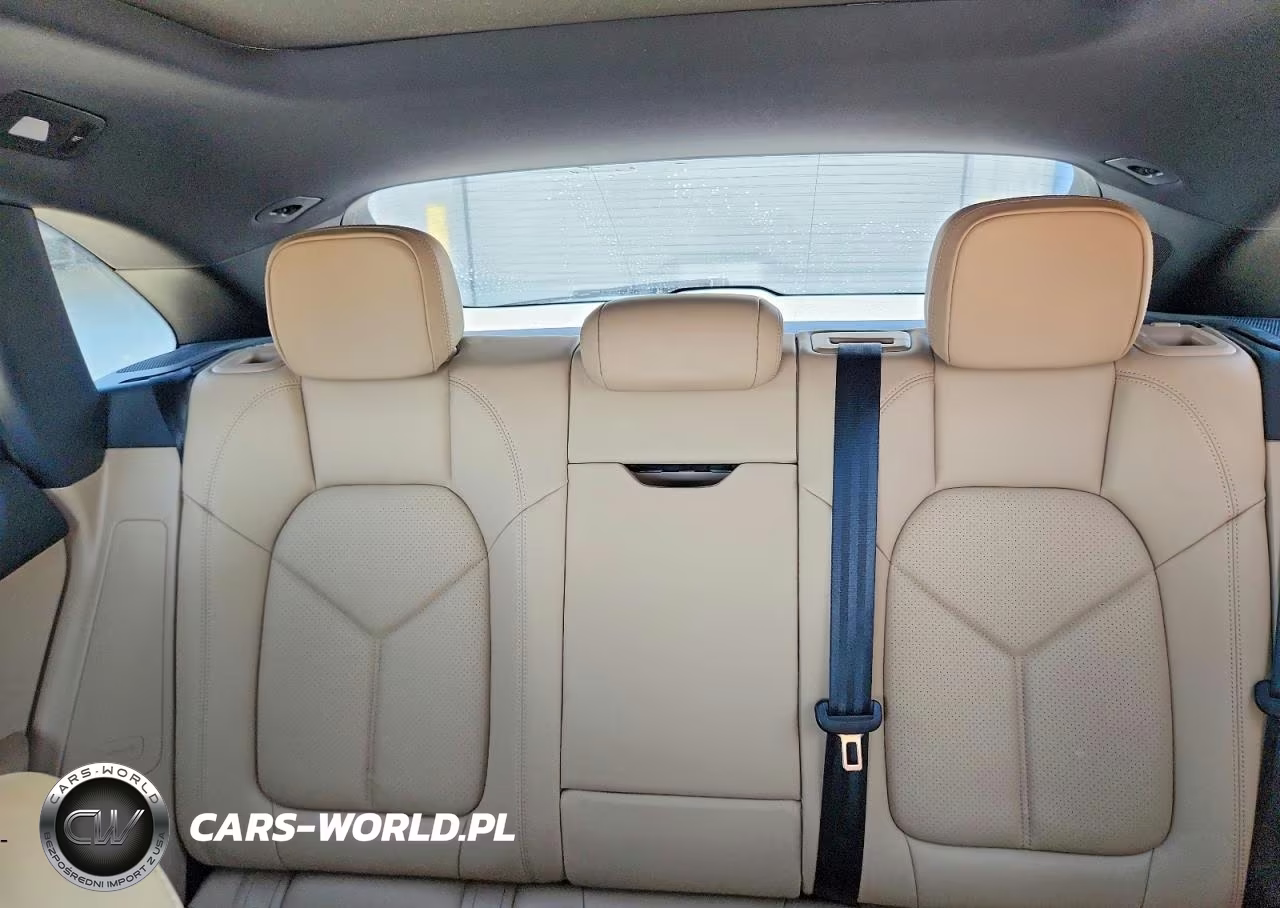 2020 Porsche Macan VIN:WP1AA2A58LLB07970 - 10