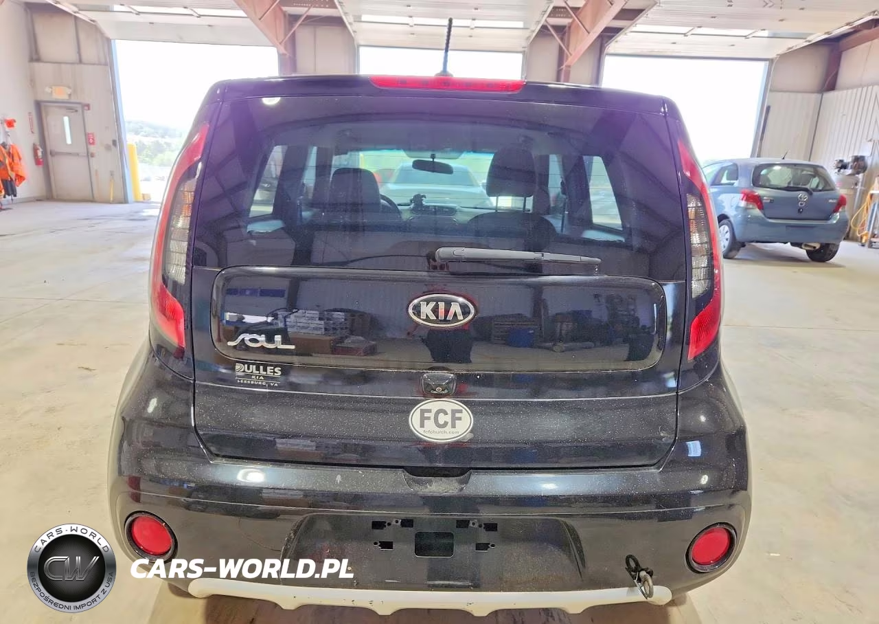 2018 Kia Soul + VIN:KNDJP3A59J7574018 - 6