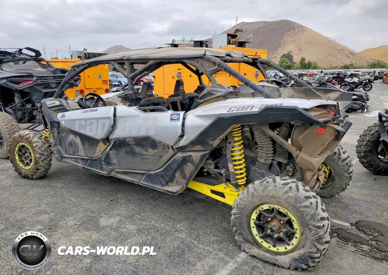 2018 Can-Am Maverick X3 Utility Vehicle VIN:3JBVMAY28JK000041 - 3