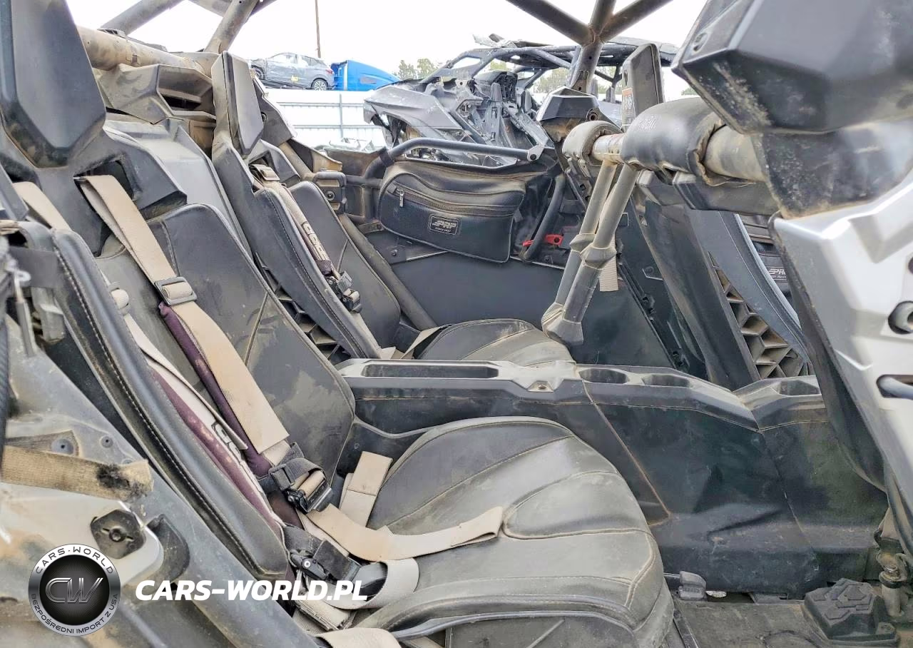 2018 Can-Am Maverick X3 Utility Vehicle VIN:3JBVMAY28JK000041 - 6