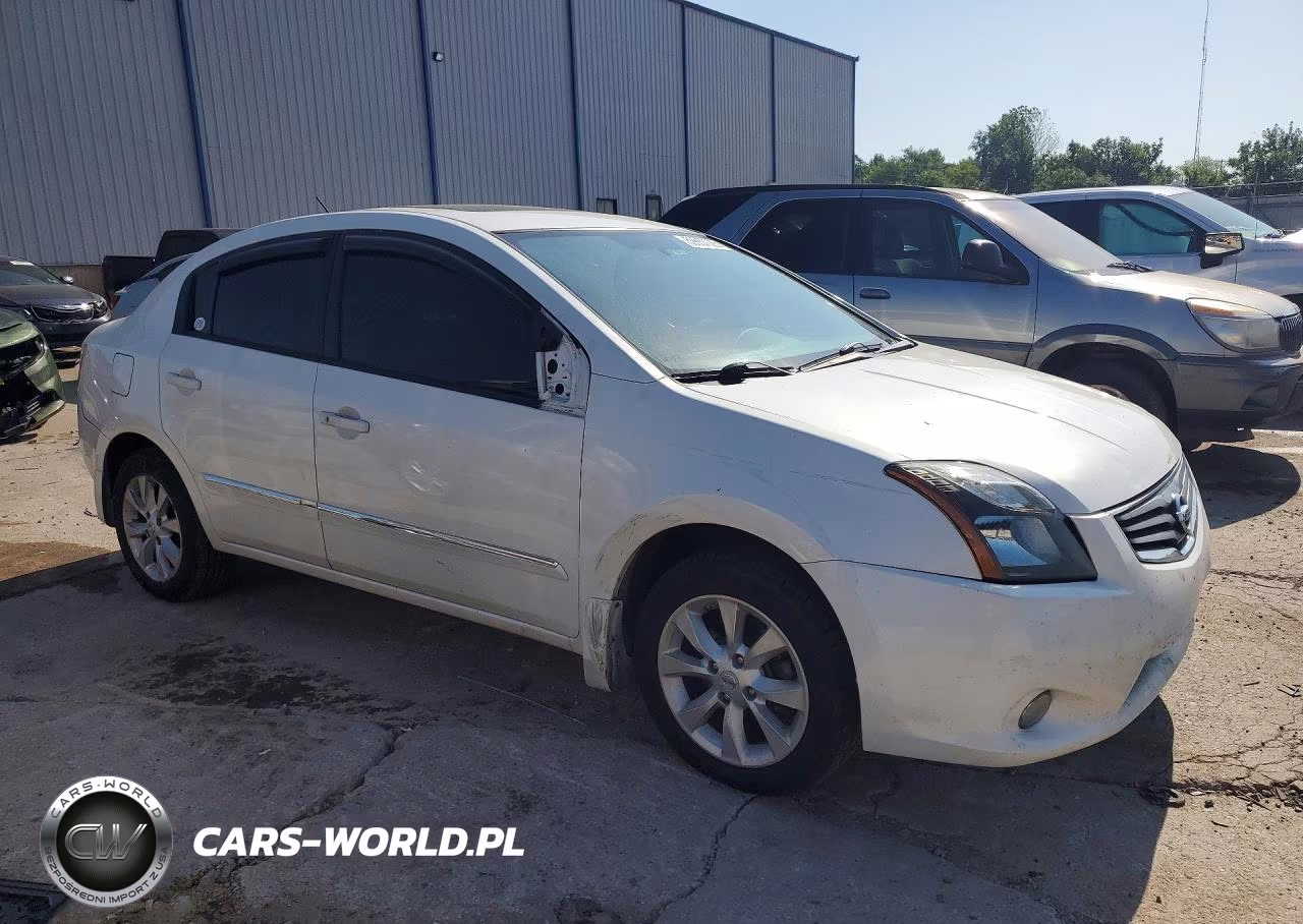 2010 Nissan Sentra 2.0 VIN:3N1AB6AP6AL688784 - 4