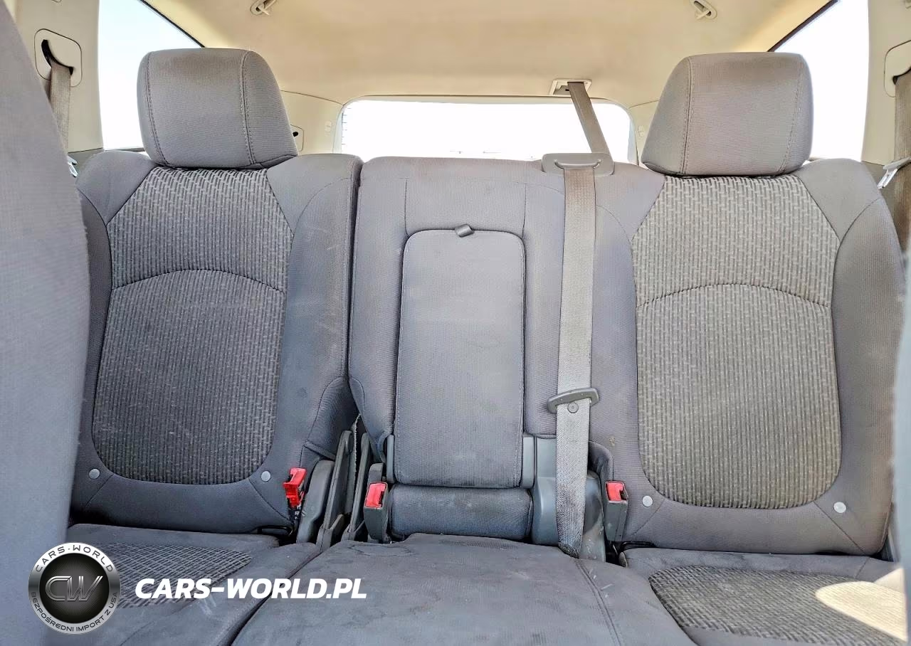 2010 Chevrolet Traverse Lt VIN:1GNLRFED4AS114470 - 10