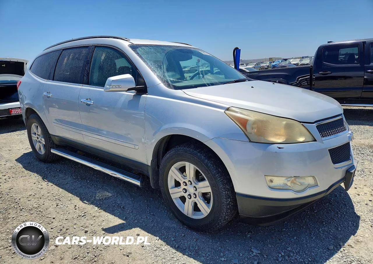 2010 Chevrolet Traverse Lt VIN:1GNLRFED4AS114470 - 4