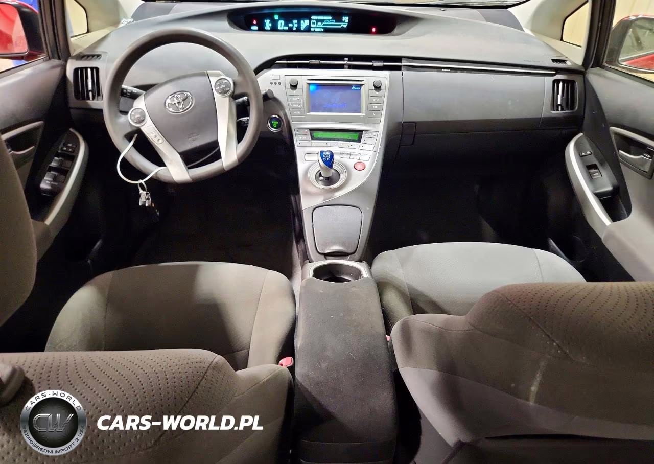 2013 Toyota Prius Two VIN:JTDKN3DU3D5579566 - 8