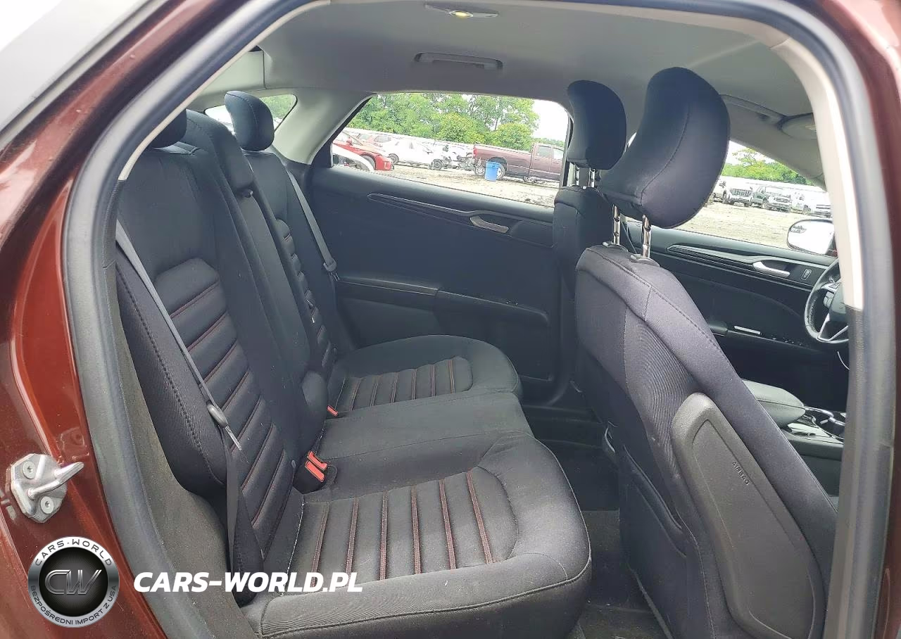 2016 Ford Fusion Se VIN:3FA6P0H77GR253114 - 10