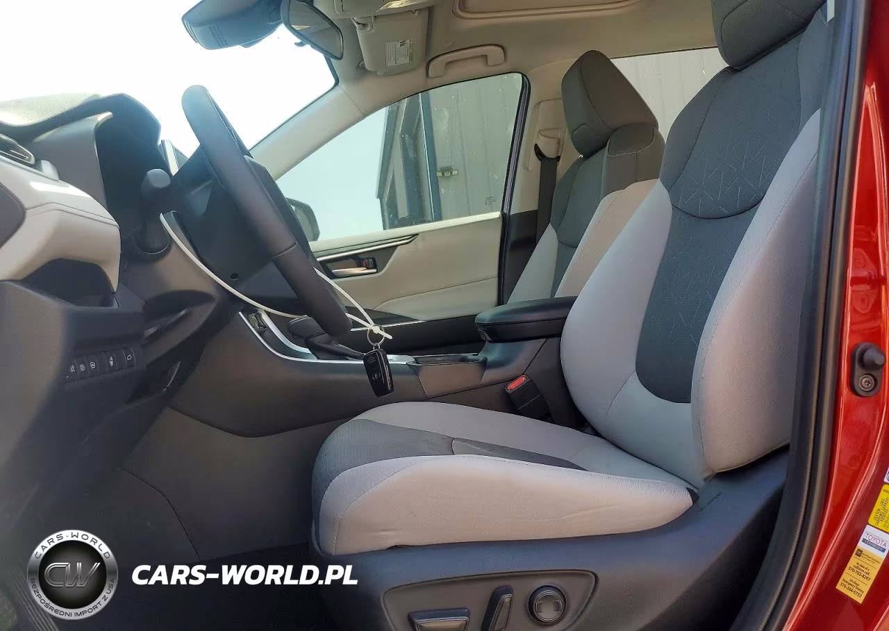 2025 Toyota Rav4 Xle VIN:2T3P1RFV9SW633680 - 7
