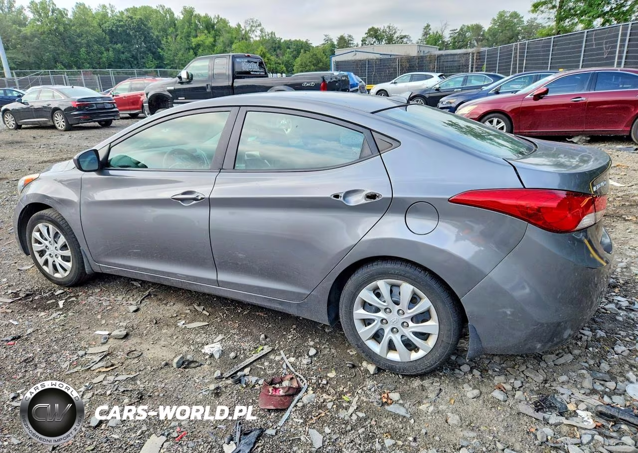 2013 Hyundai Elantra Gls VIN:5NPDH4AE2DH198617 - 2