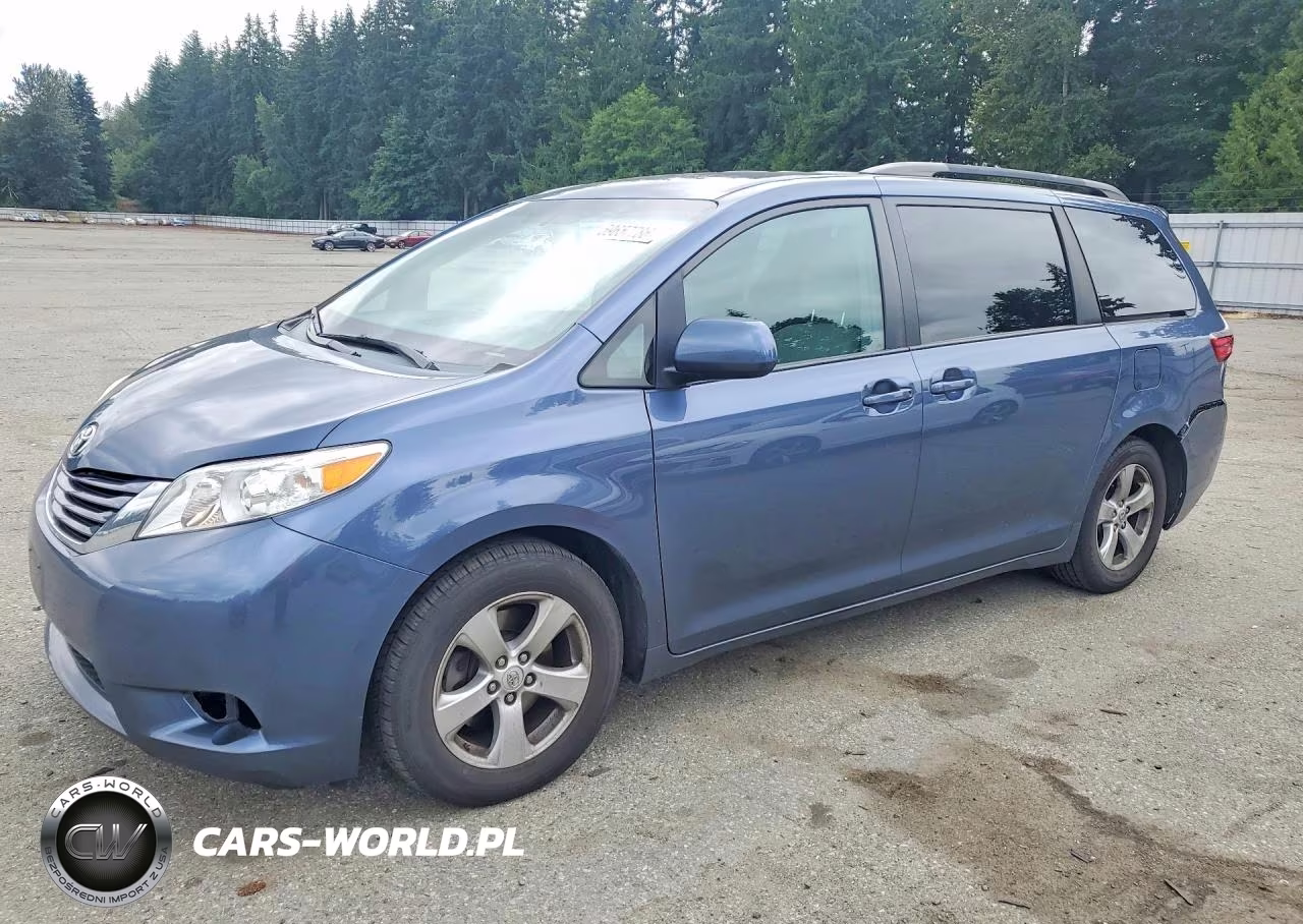 2015 Toyota Sienna Le