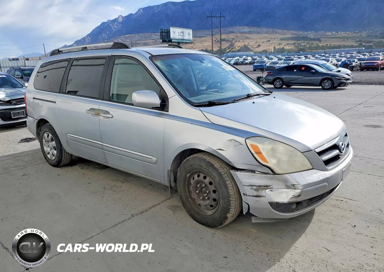 2008 Hyundai Entourage VIN:KNDMC233086046754 - 4