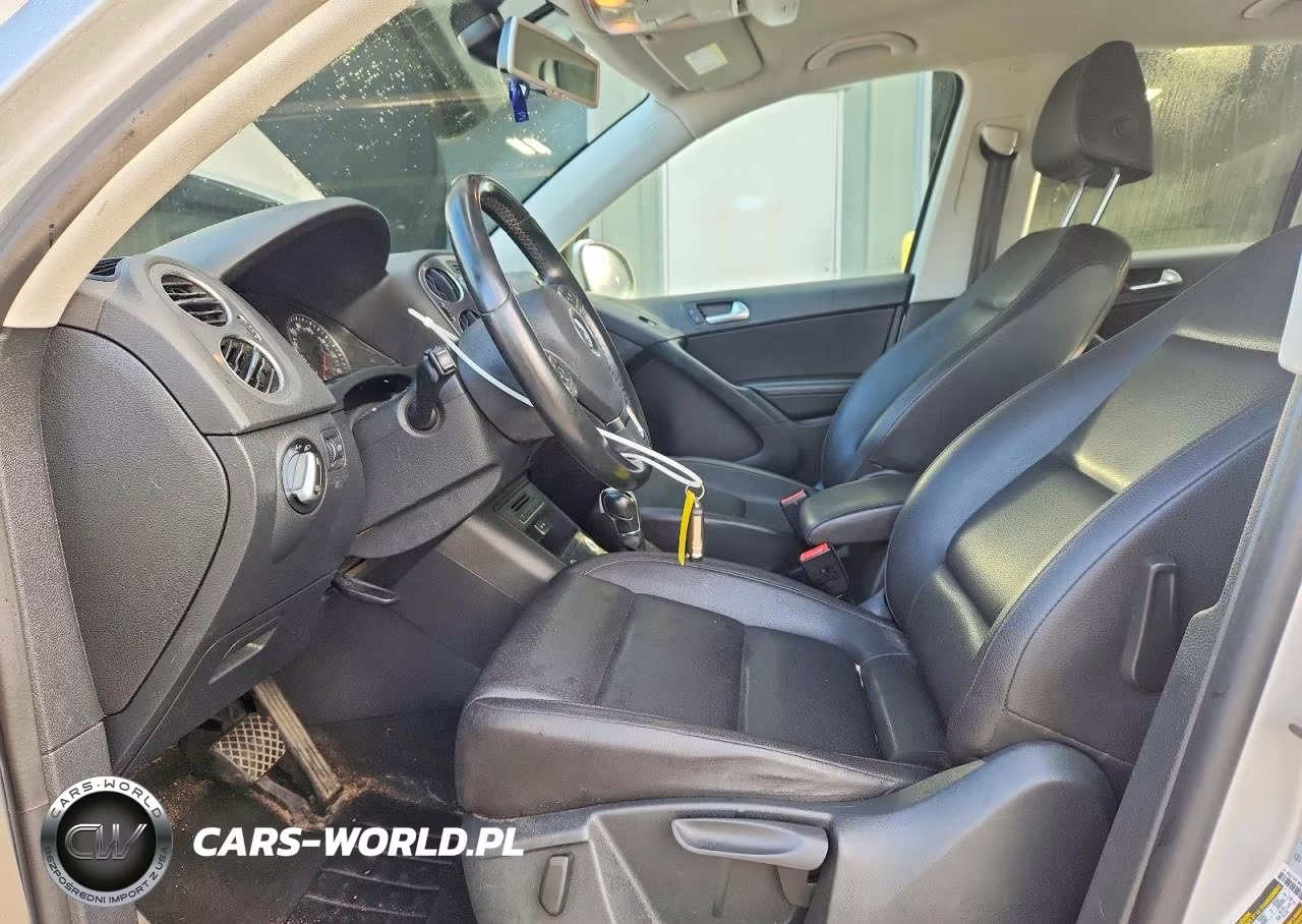 2016 Volkswagen Tiguan S VIN:WVGBV7AX0GW032514 - 7