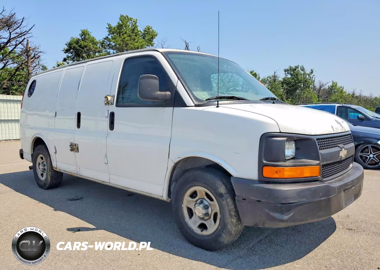 2008 Chevrolet Express G1500 VIN:1GCFG15X481222256 - 4