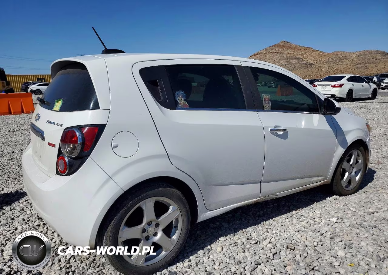 2016 Chevrolet Sonic Ltz VIN:1G1JE6SB4G4144346 - 3
