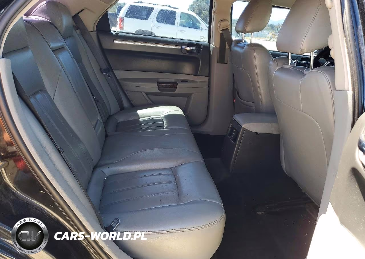 2006 Chrysler 300C VIN:2C3KA63H36H519658 - 10