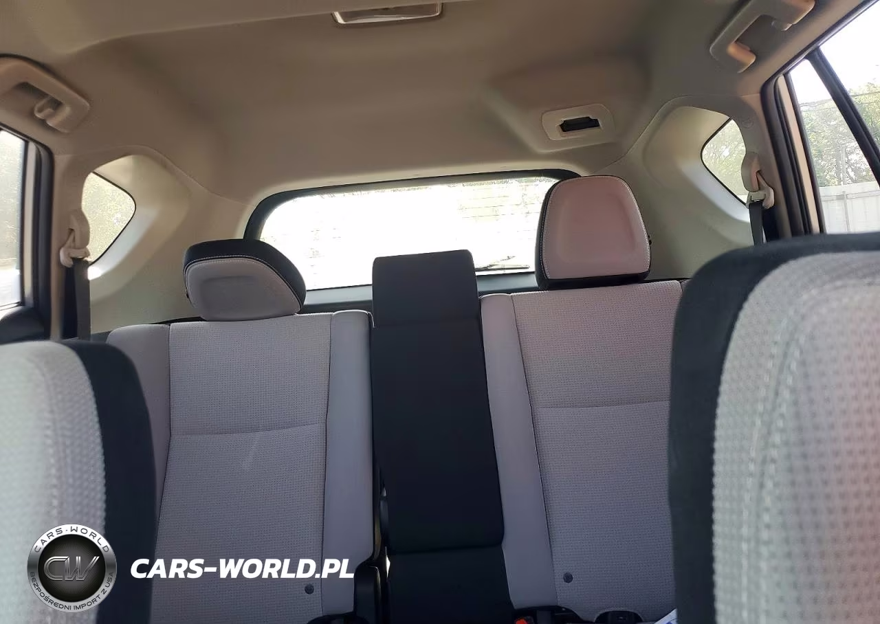 2018 Toyota Rav4 Xle VIN:JTMWFREV1JJ179534 - 10