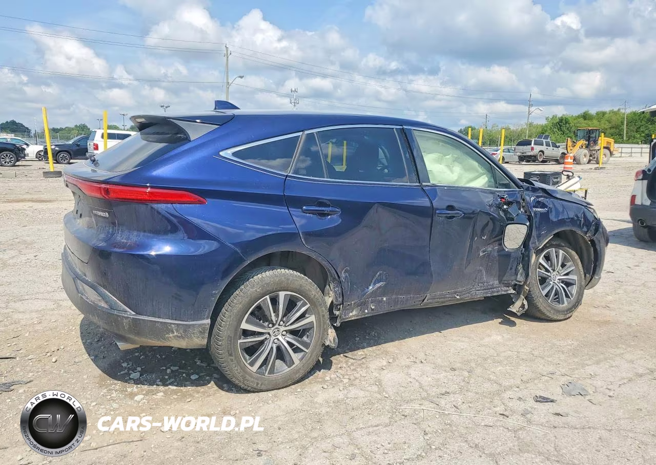 2021 Toyota Venza Le VIN:JTEAAAAH6MJ026044 - 3