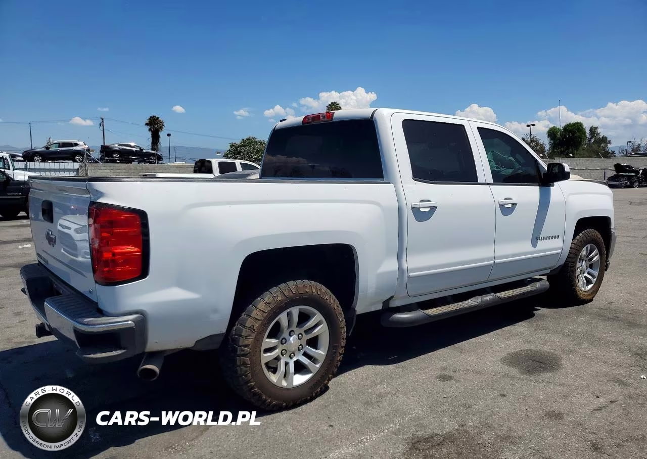 2018 Chevrolet Silverado C1500 Lt VIN:3GCPCREC7JG583970 - 3