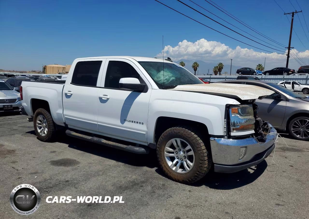 2018 Chevrolet Silverado C1500 Lt VIN:3GCPCREC7JG583970 - 4