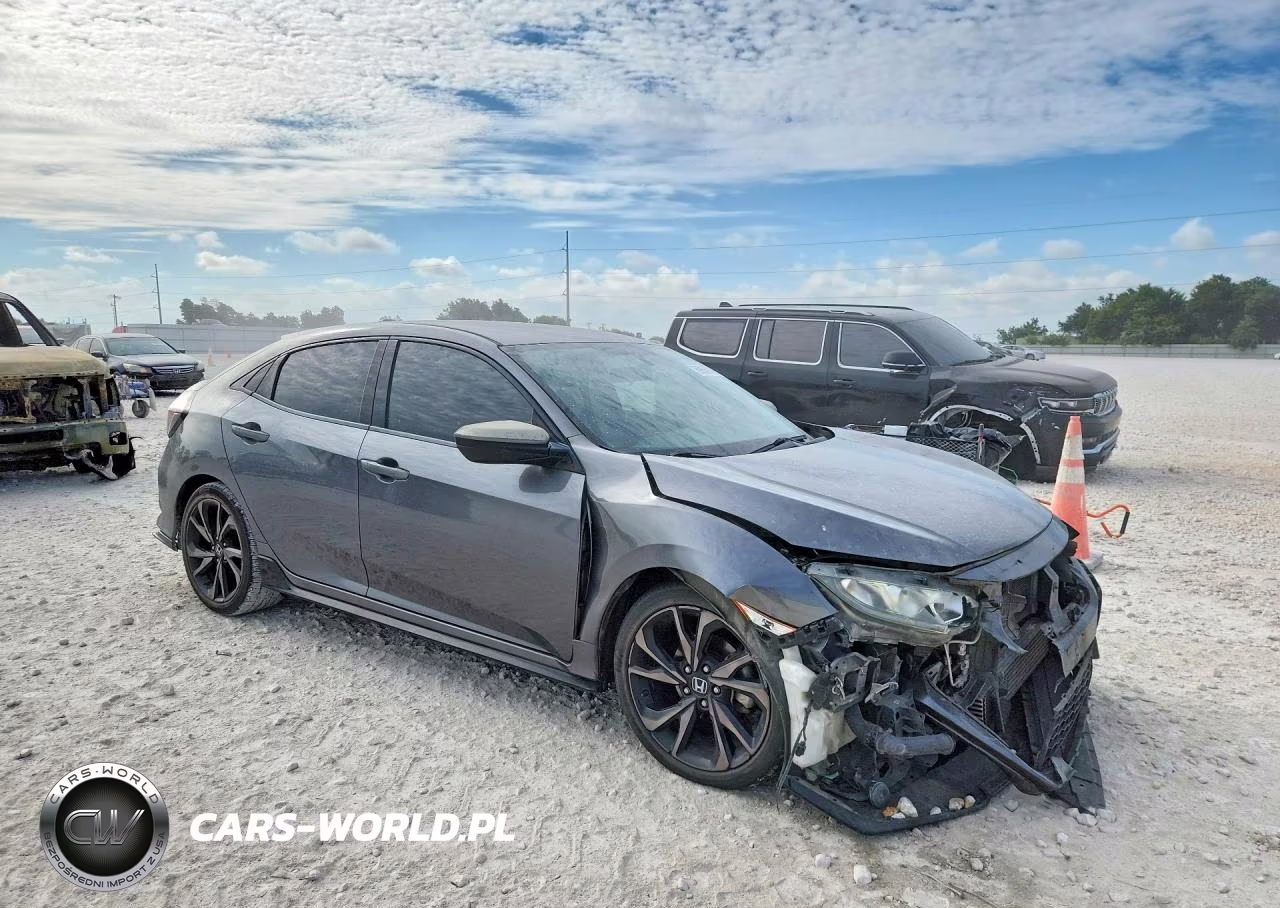 2018 Honda Civic Sport VIN:SHHFK7H43JU224658 - 4