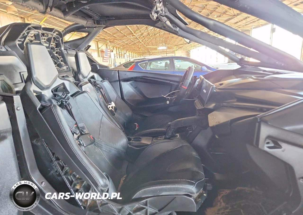 2025 Can-Am Maverick R Utility Vehicle VIN:3JB8XAT24SE000341 - 5
