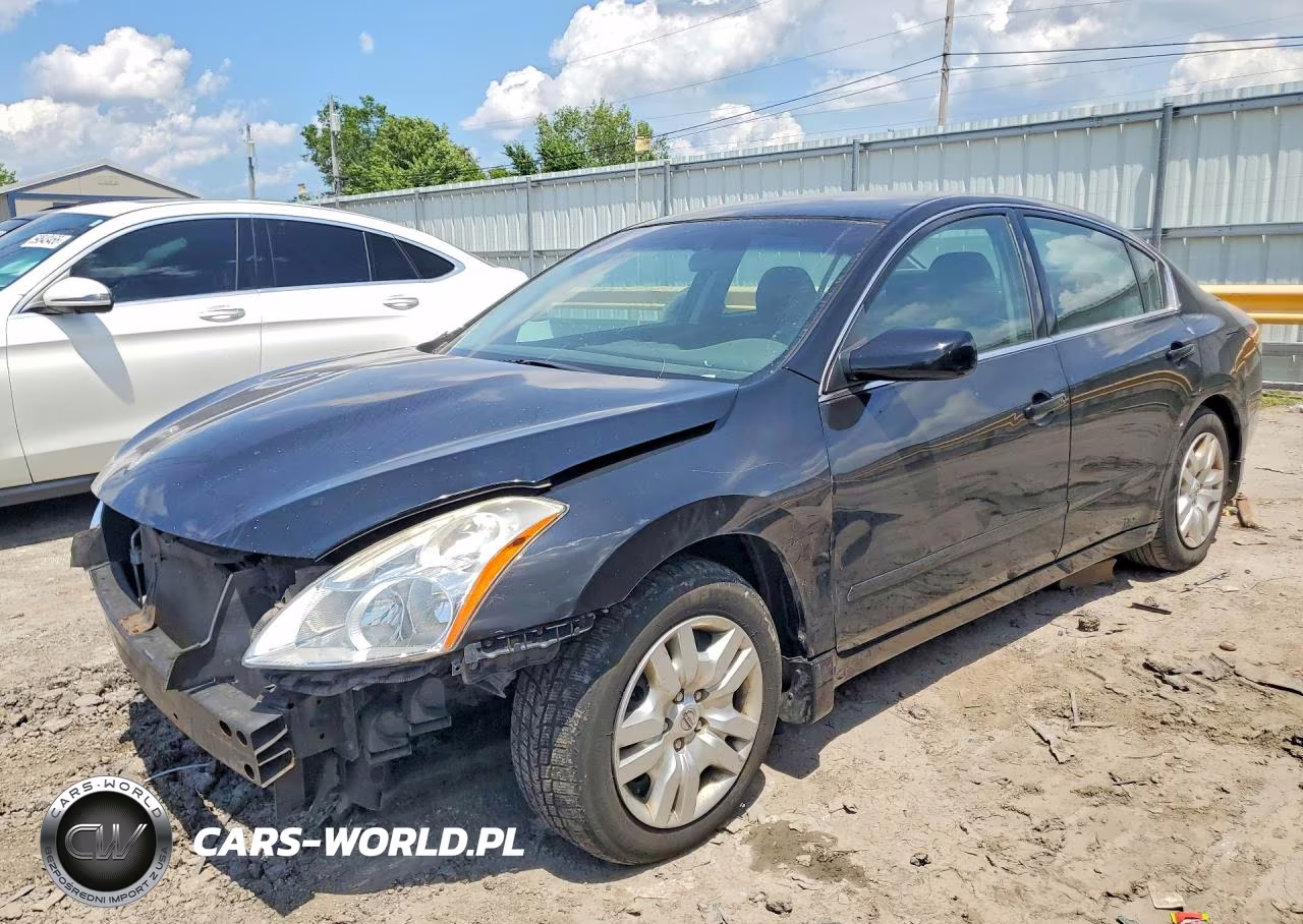 2010 Nissan Altima 2.5 – zdjęcie 1 z 12