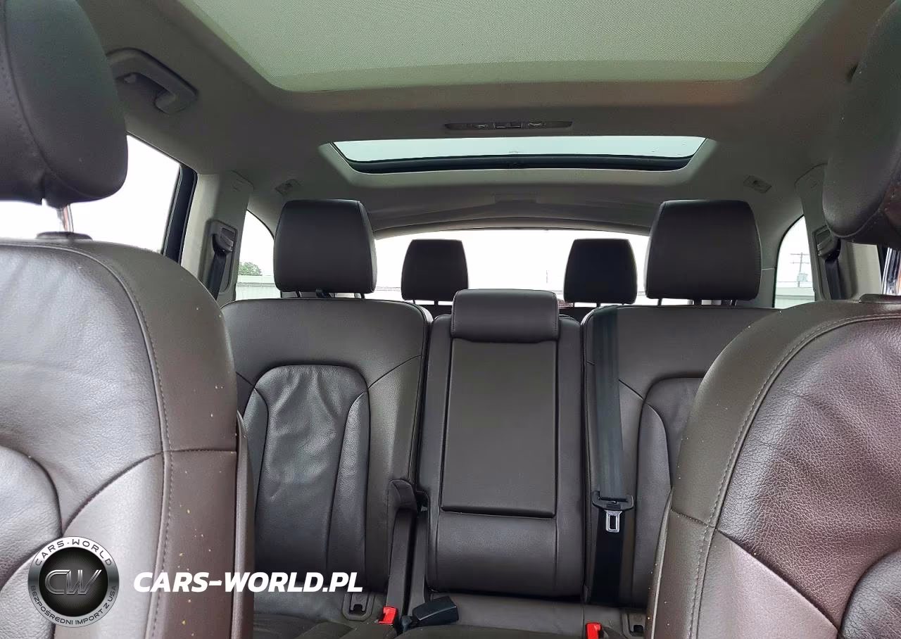 2013 Audi Q7 Premium Plus VIN:WA1LGAFE4DD010685 - 10