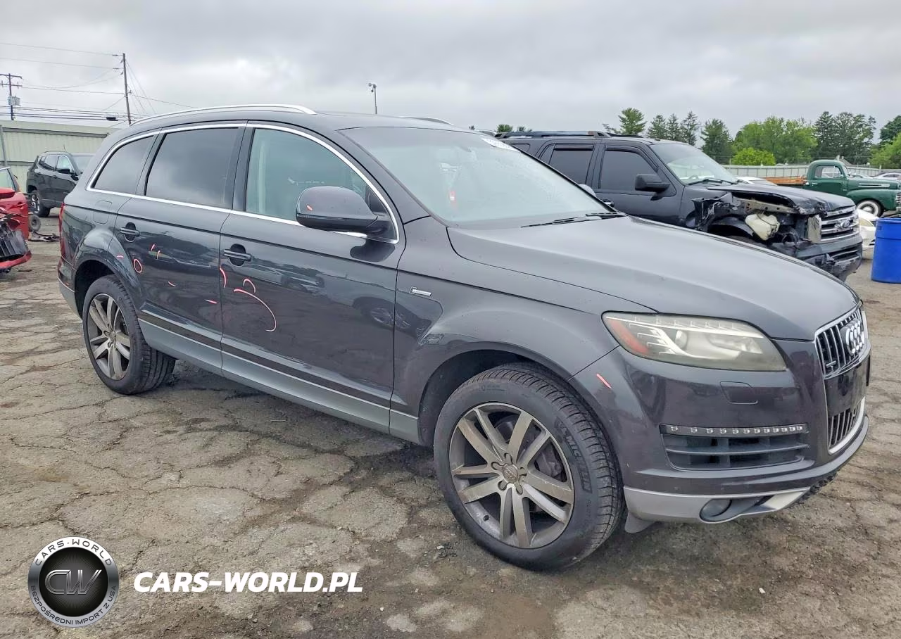2013 Audi Q7 Premium Plus VIN:WA1LGAFE4DD010685 - 4