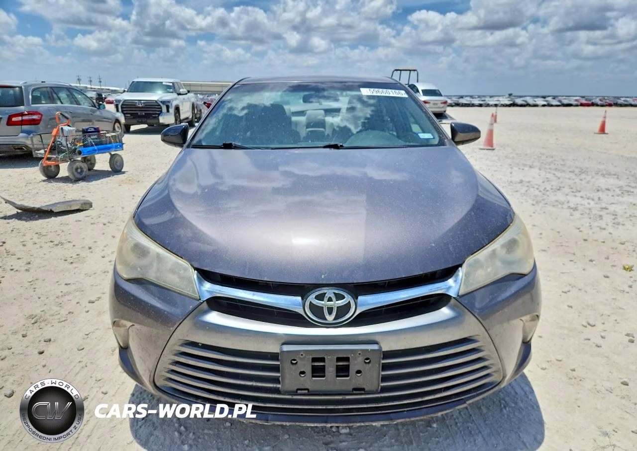 2017 Toyota Camry Le VIN:4T1BF1FK4HU413366 - 5