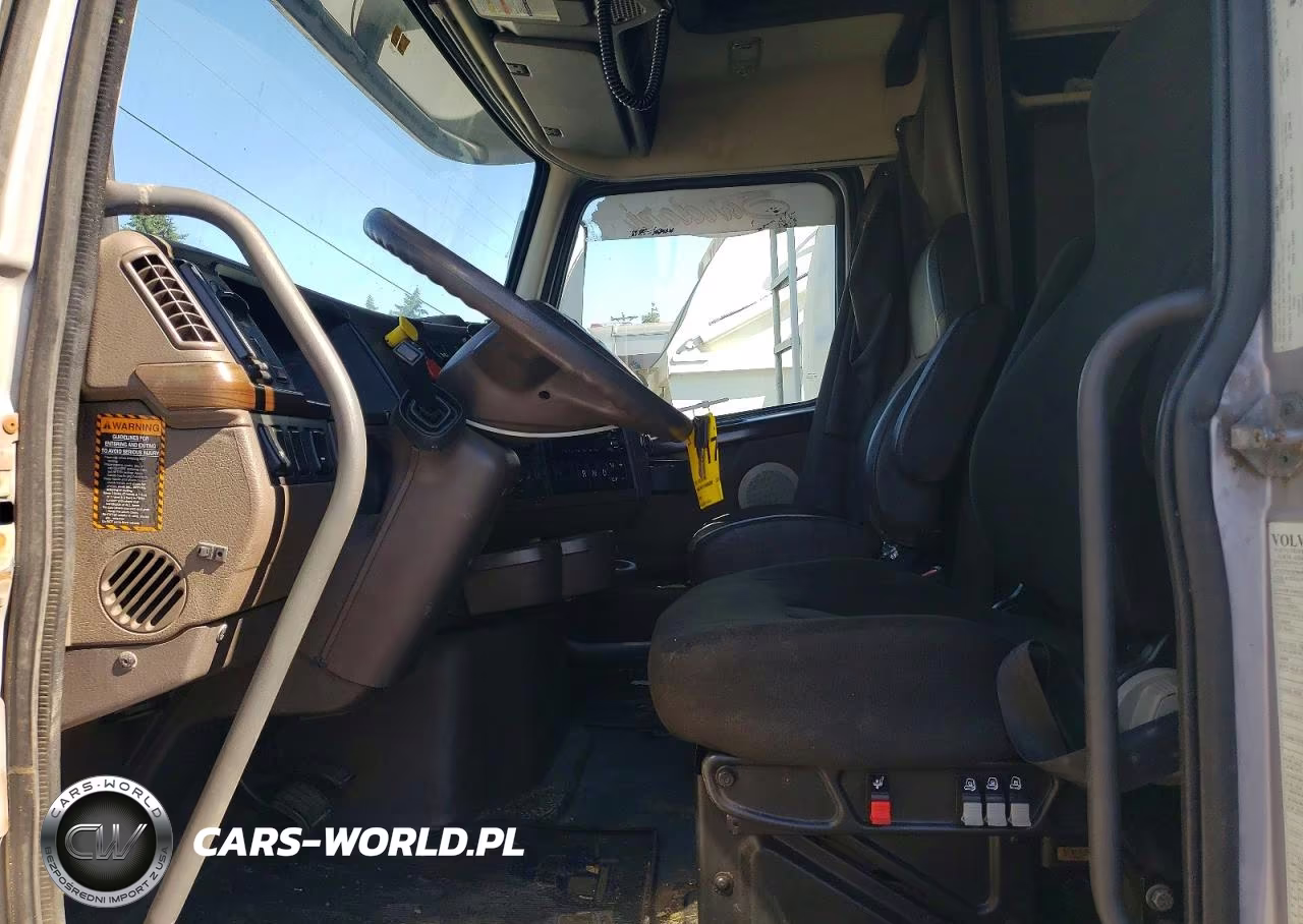 2017 Volvo Vn Vnl VIN:4V4NC9EH1HN986898 - 7