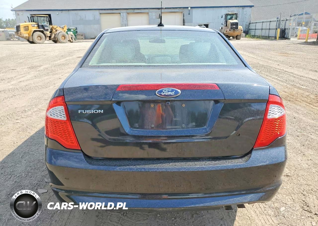 2012 Ford Fusion S VIN:3FAHP0GA0CR249194 - 6
