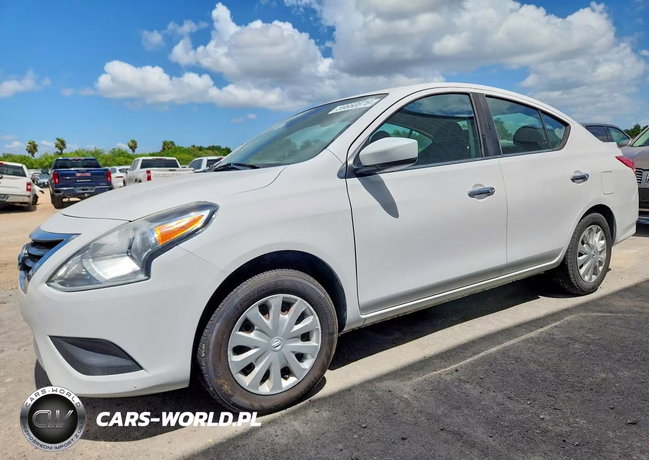 2017 Nissan Versa 1.6 Sv