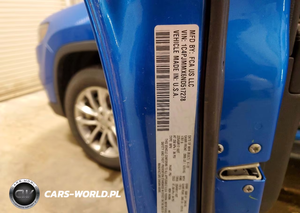 2022 Jeep Cherokee Latitude Lux VIN:1C4PJMMX6ND517278 - 14