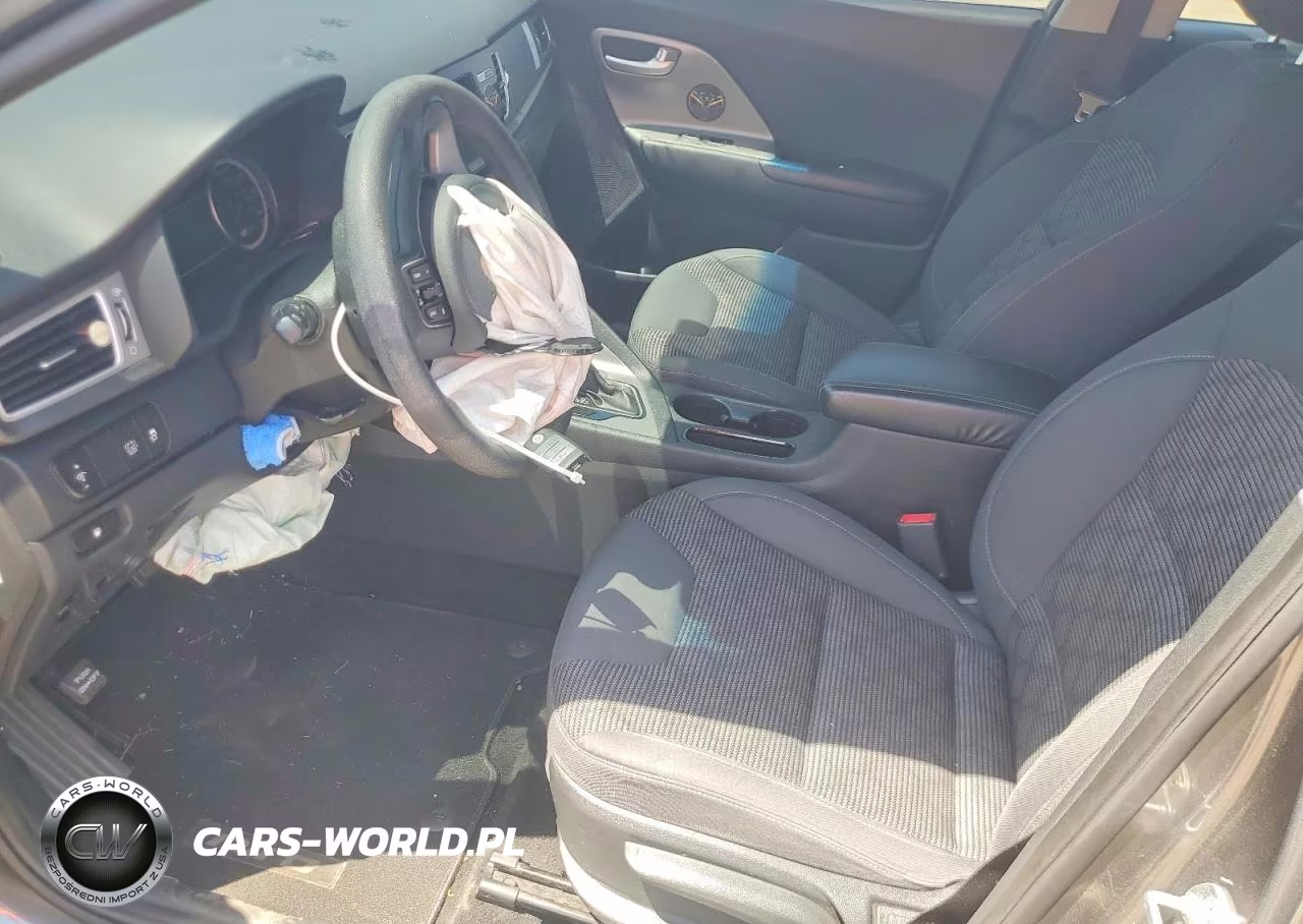 2018 Kia Niro Lx VIN:KNDCB3LC6J5202151 - 7
