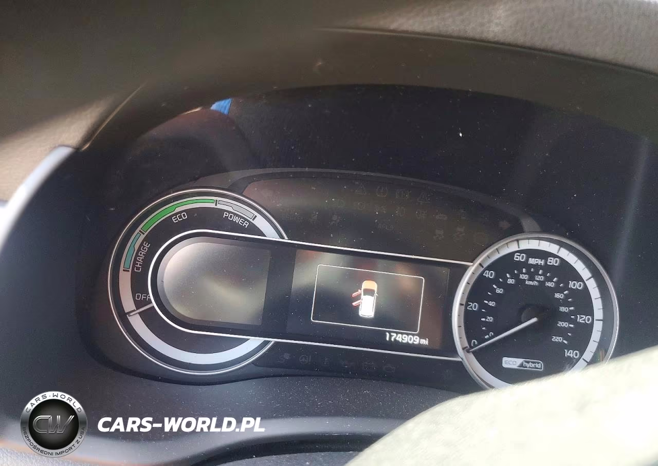 2018 Kia Niro Lx VIN:KNDCB3LC6J5202151 - 9
