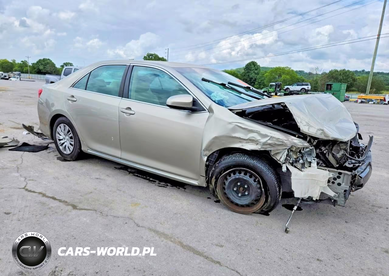 2014 Toyota Camry Le VIN:4T4BF1FK9ER395819 - 4