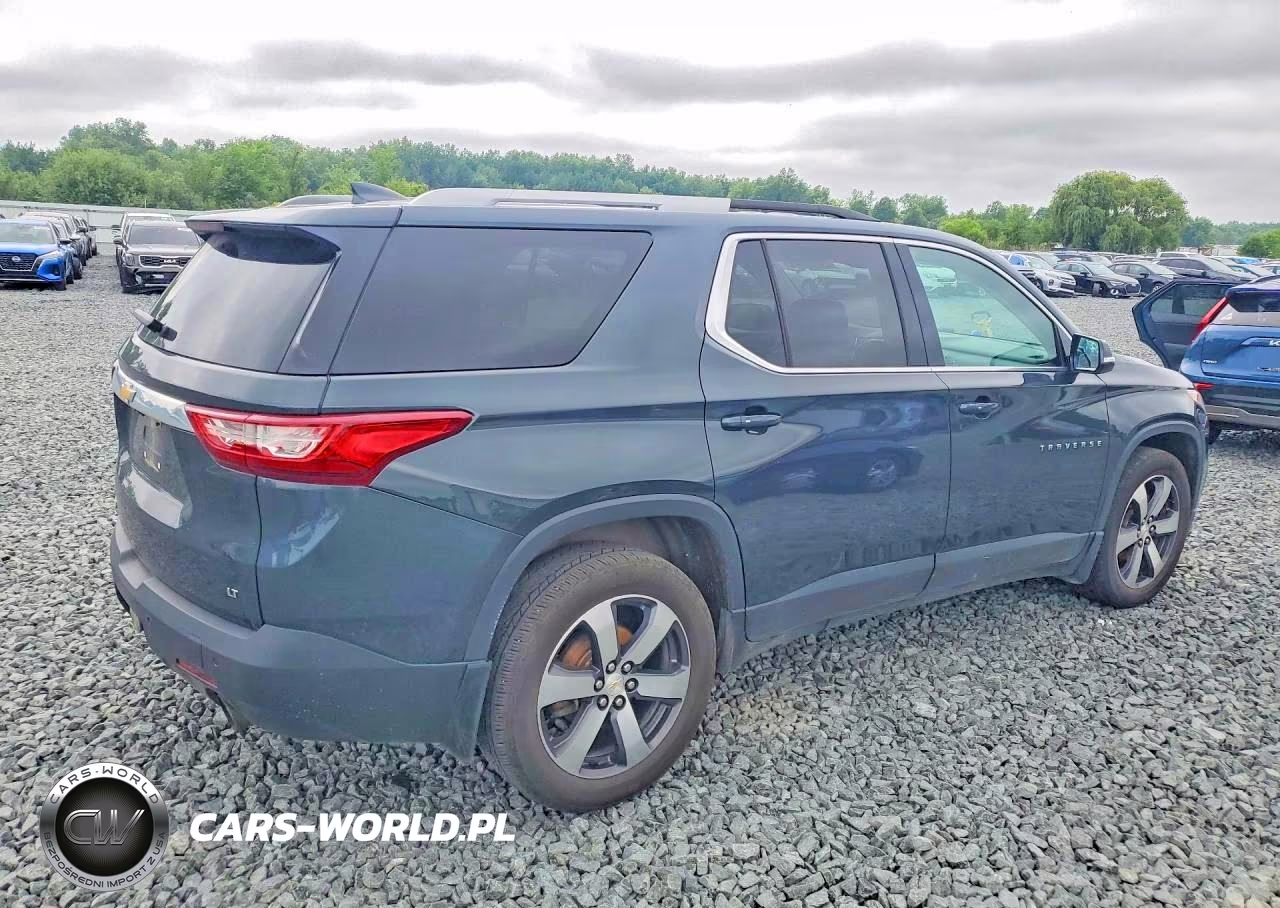 2018 Chevrolet Traverse Lt VIN:1GNEVHKW5JJ122346 - 3
