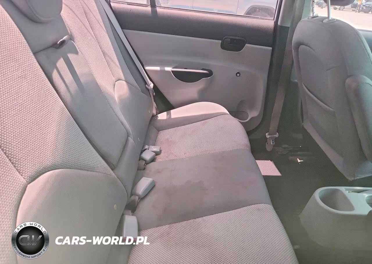 2008 Hyundai Accent Gls VIN:KMHCN46C68U227023 - 10