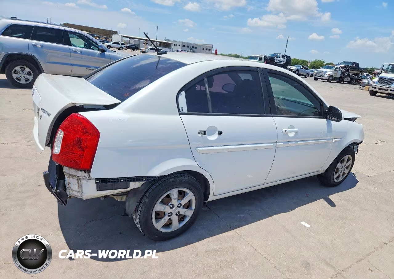 2008 Hyundai Accent Gls VIN:KMHCN46C68U227023 - 3