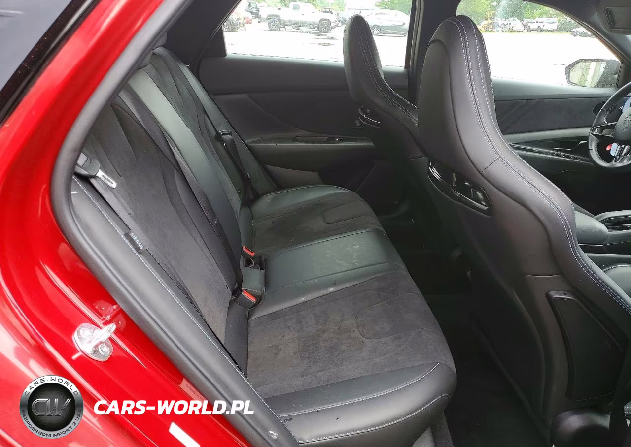 2025 Hyundai Elantra N Base VIN:KMHLW4DK8SU027162 - 10