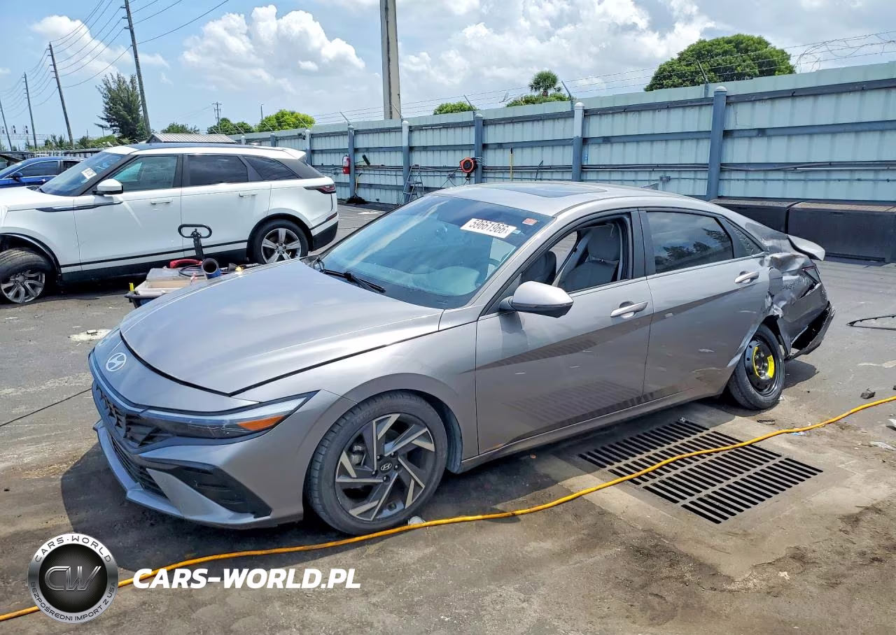 2024 Hyundai Elantra Limited – zdjęcie 1 z 12