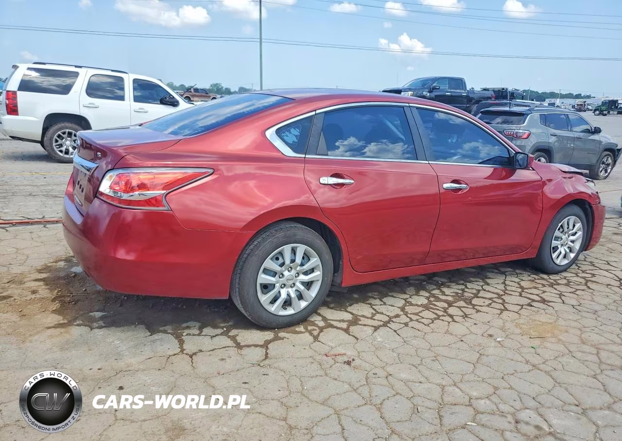 2015 Nissan Altima 2.5 S VIN:1N4AL3AP6FN370590 - 3