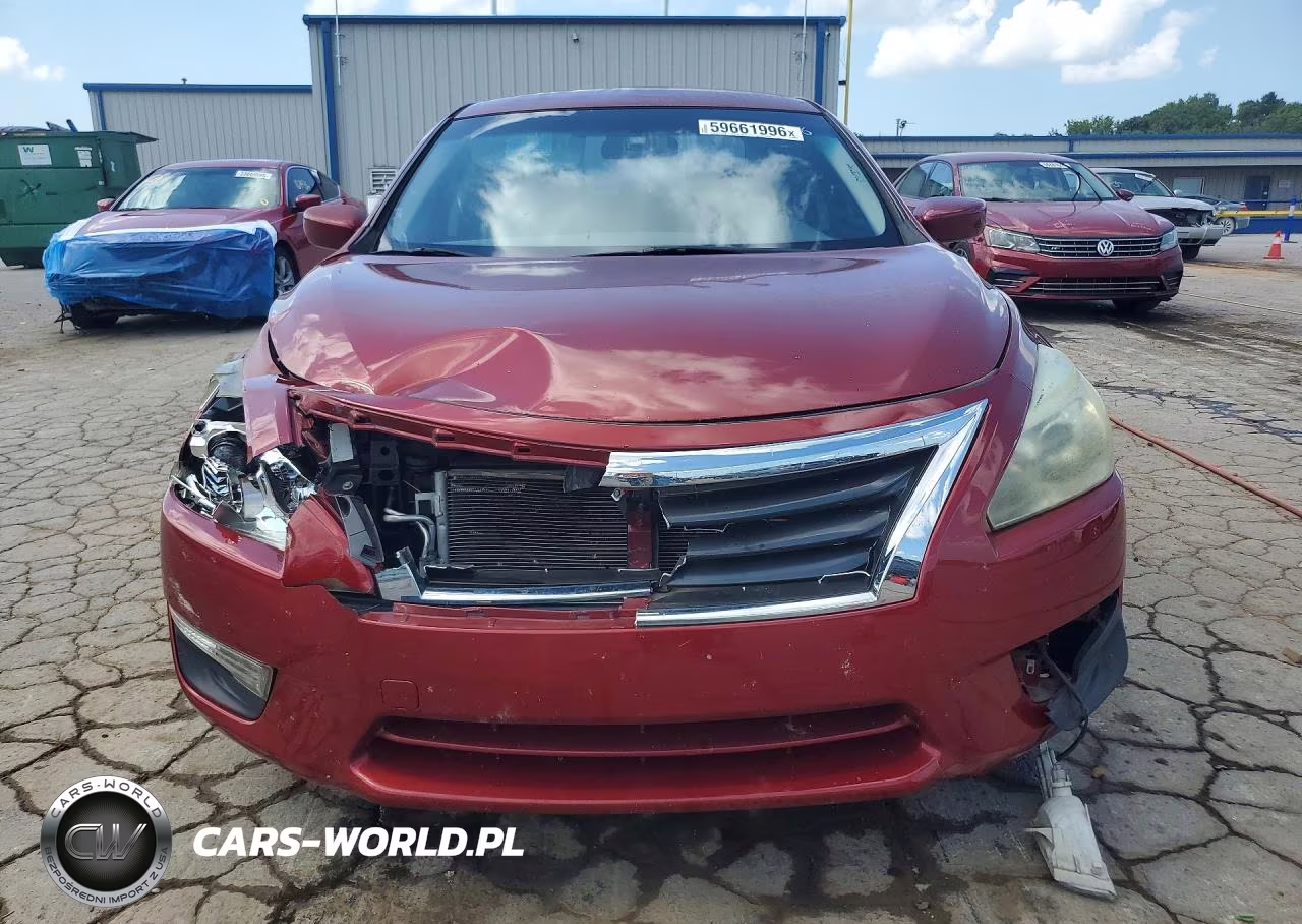 2015 Nissan Altima 2.5 S VIN:1N4AL3AP6FN370590 - 5