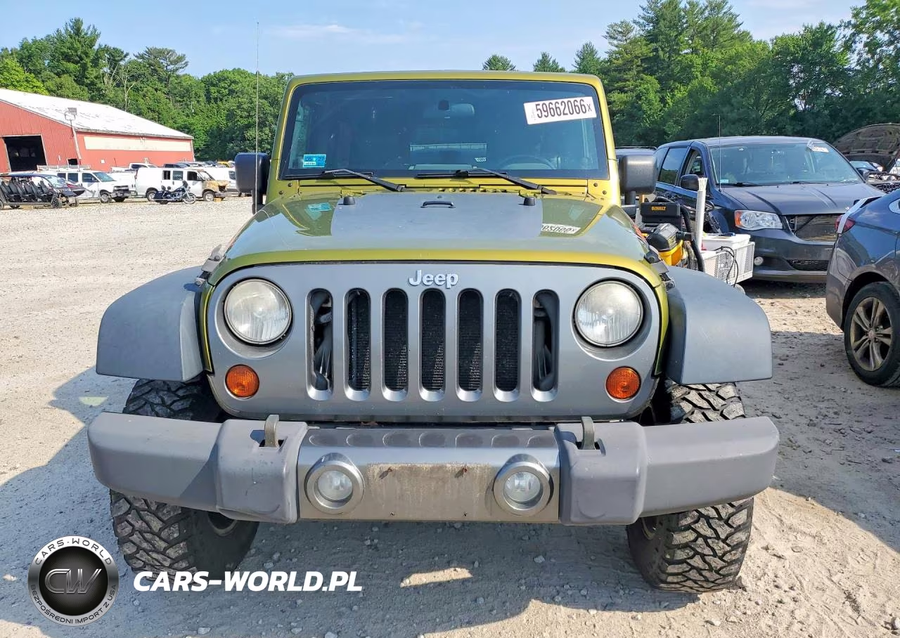 2010 Jeep Wrangler Unlimited Sport VIN:1J4BA3H17AL201246 - 5
