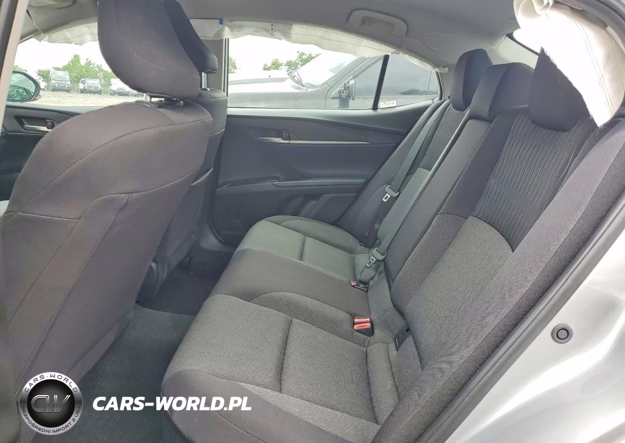 2025 Toyota Camry Le VIN:4T1DAACK0SU127758 - 10
