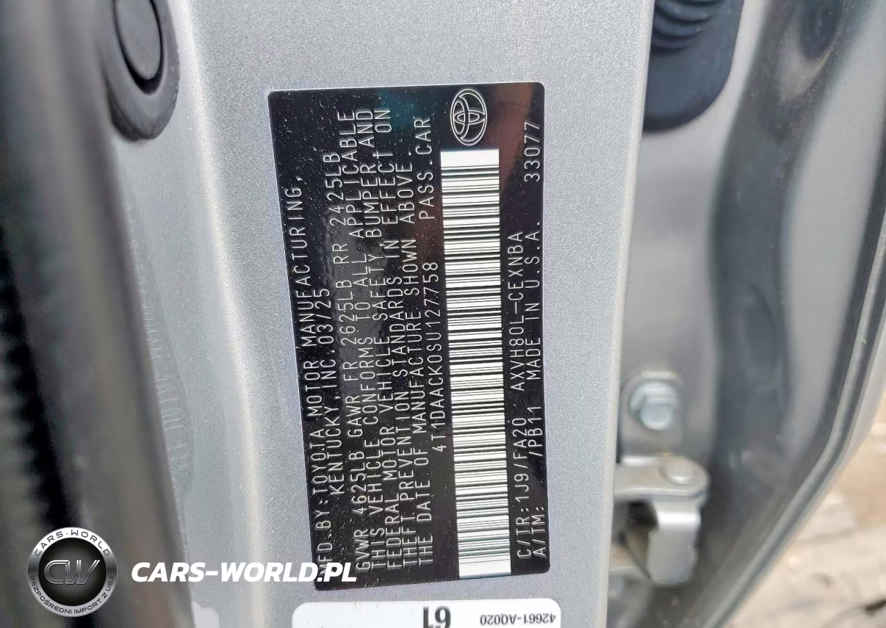 2025 Toyota Camry Le VIN:4T1DAACK0SU127758 - 12