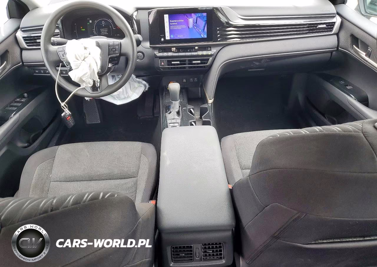 2025 Toyota Camry Le VIN:4T1DAACK0SU127758 - 8