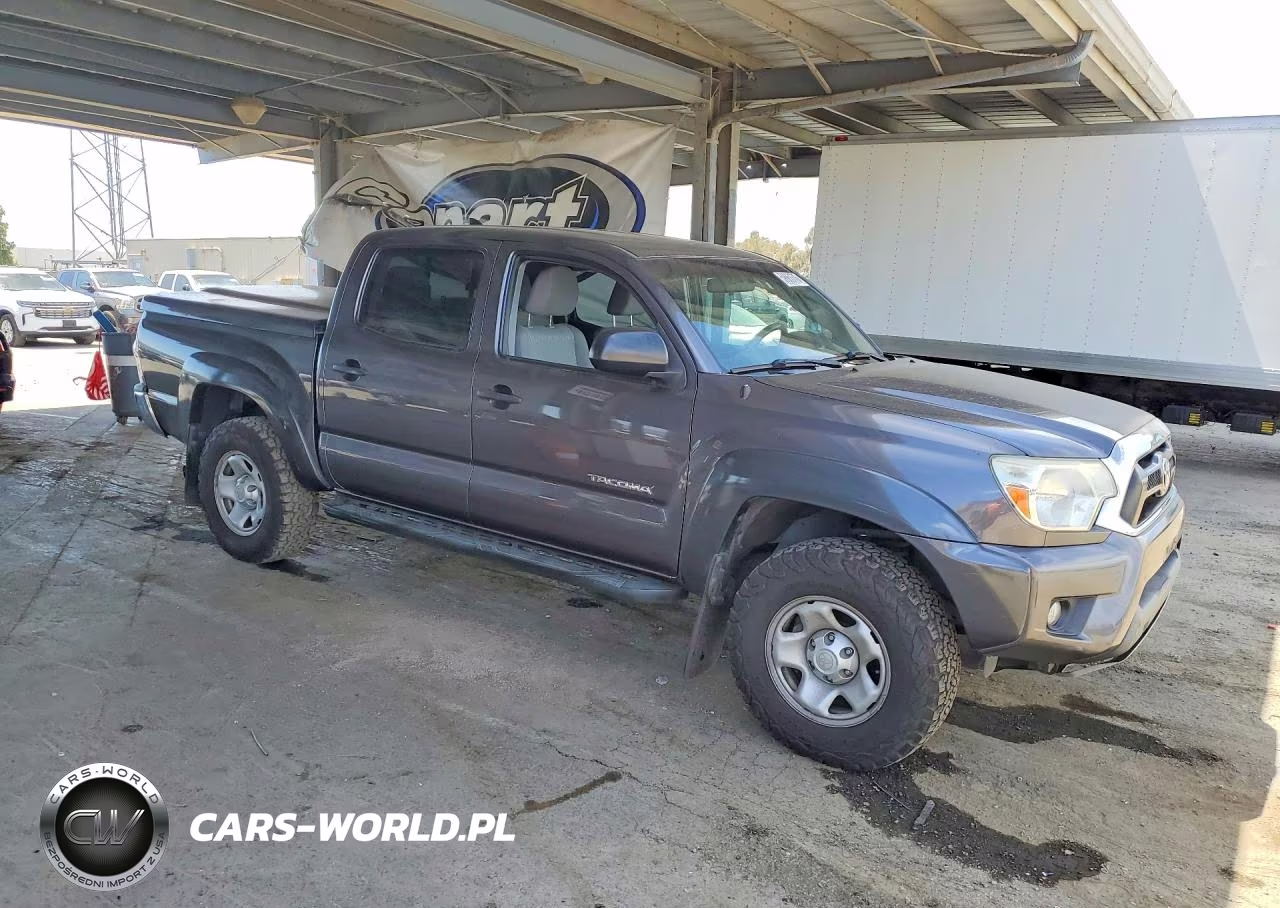 2015 Toyota Tacoma Double Cab Prerunner VIN:5TFJU4GN4FX069825 - 4