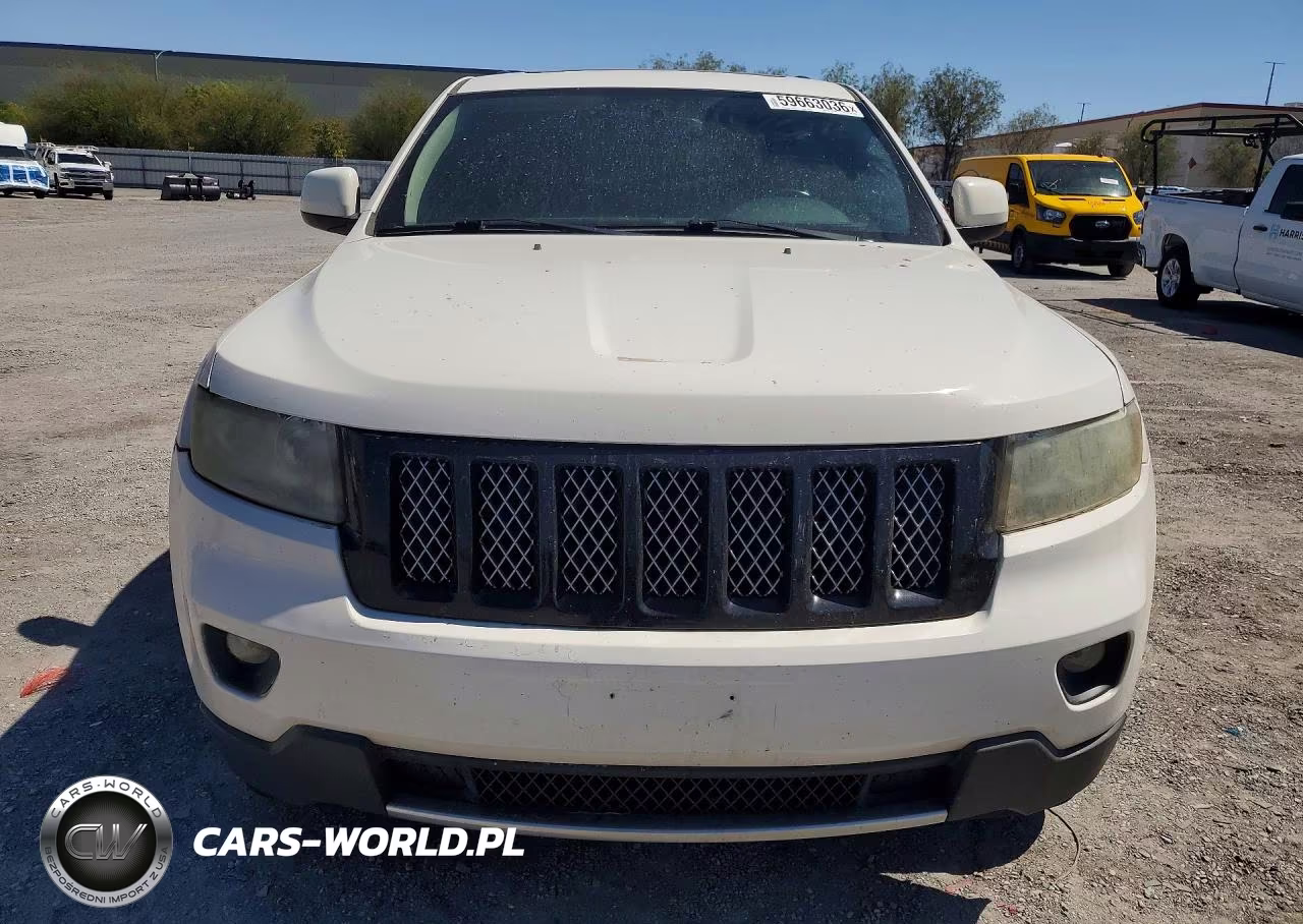 2012 Jeep Grand Cherokee Laredo VIN:1C4RJEAG6CC355920 - 5