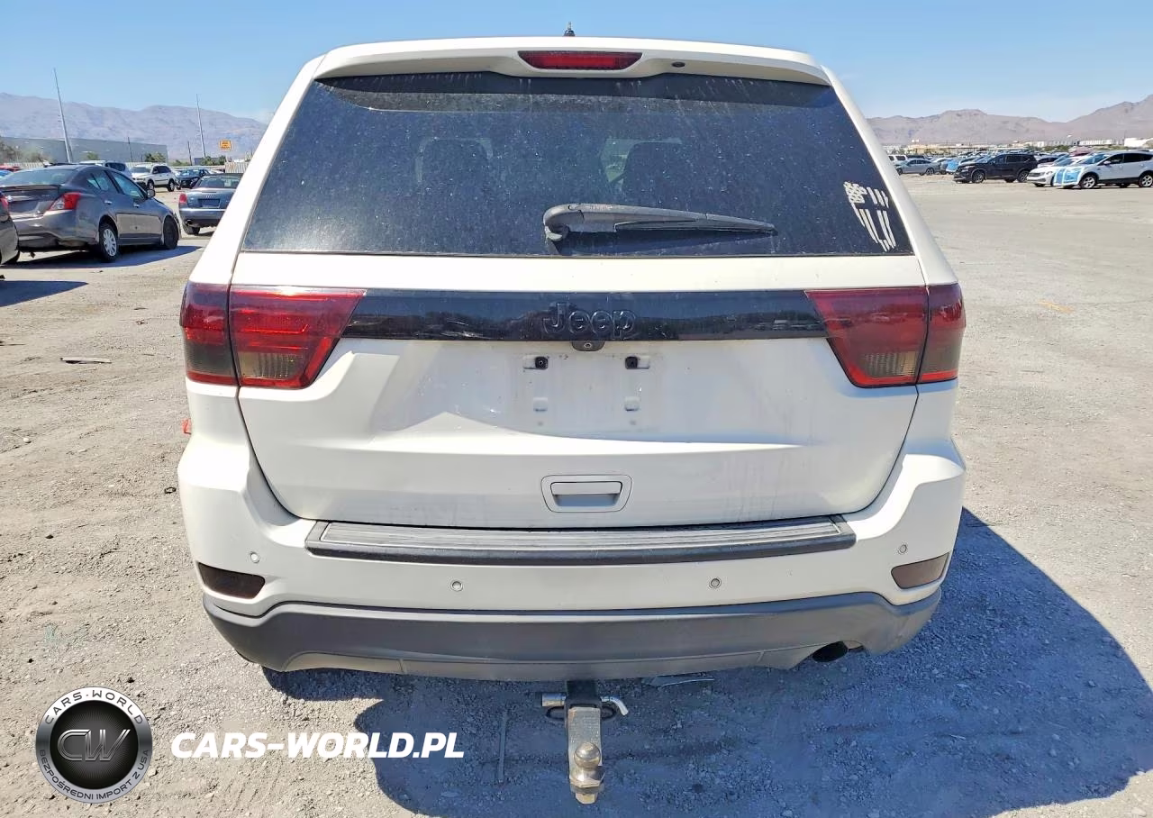 2012 Jeep Grand Cherokee Laredo VIN:1C4RJEAG6CC355920 - 6