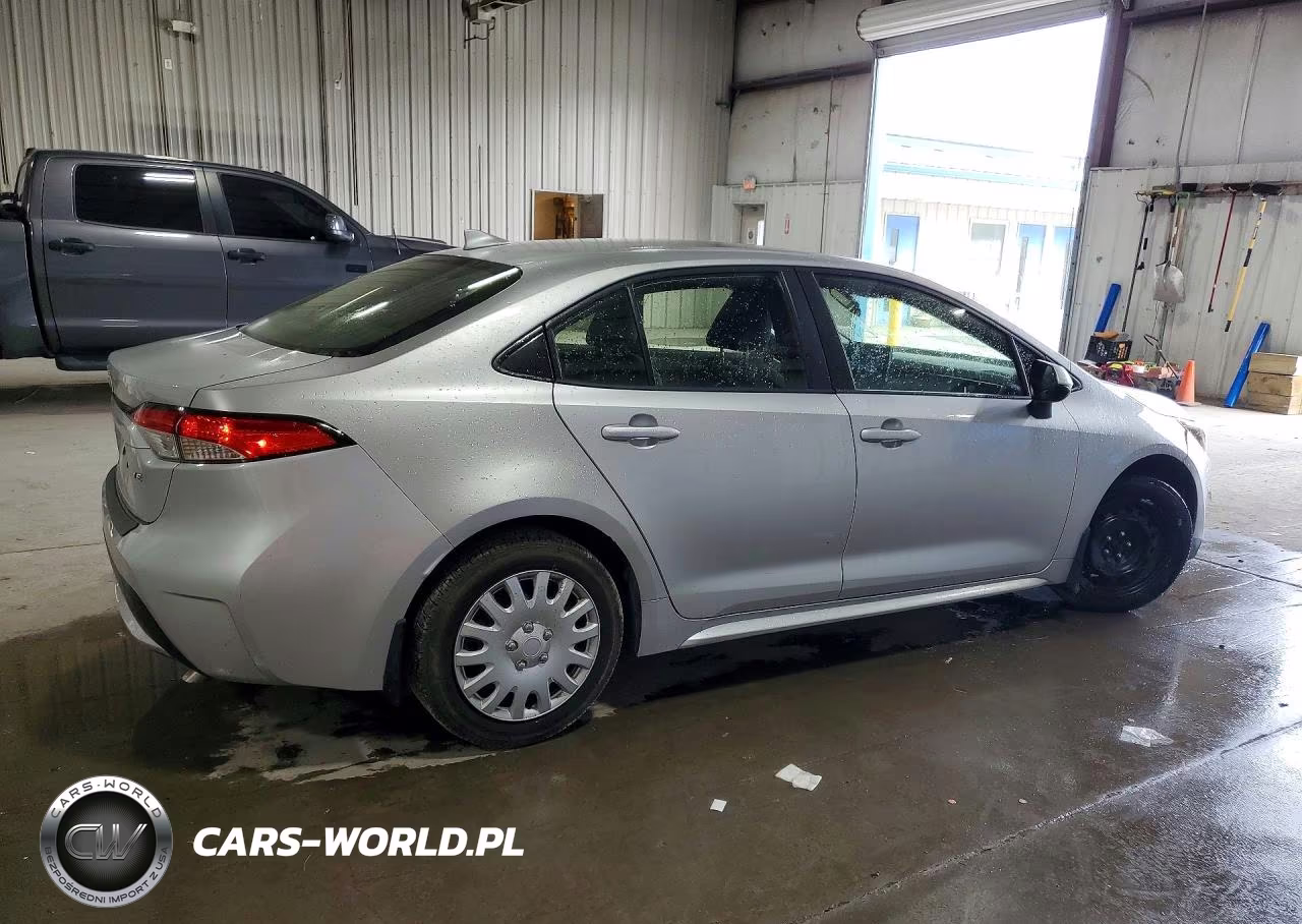 2021 Toyota Corolla Le VIN:JTDEPMAE2MJ129201 - 3
